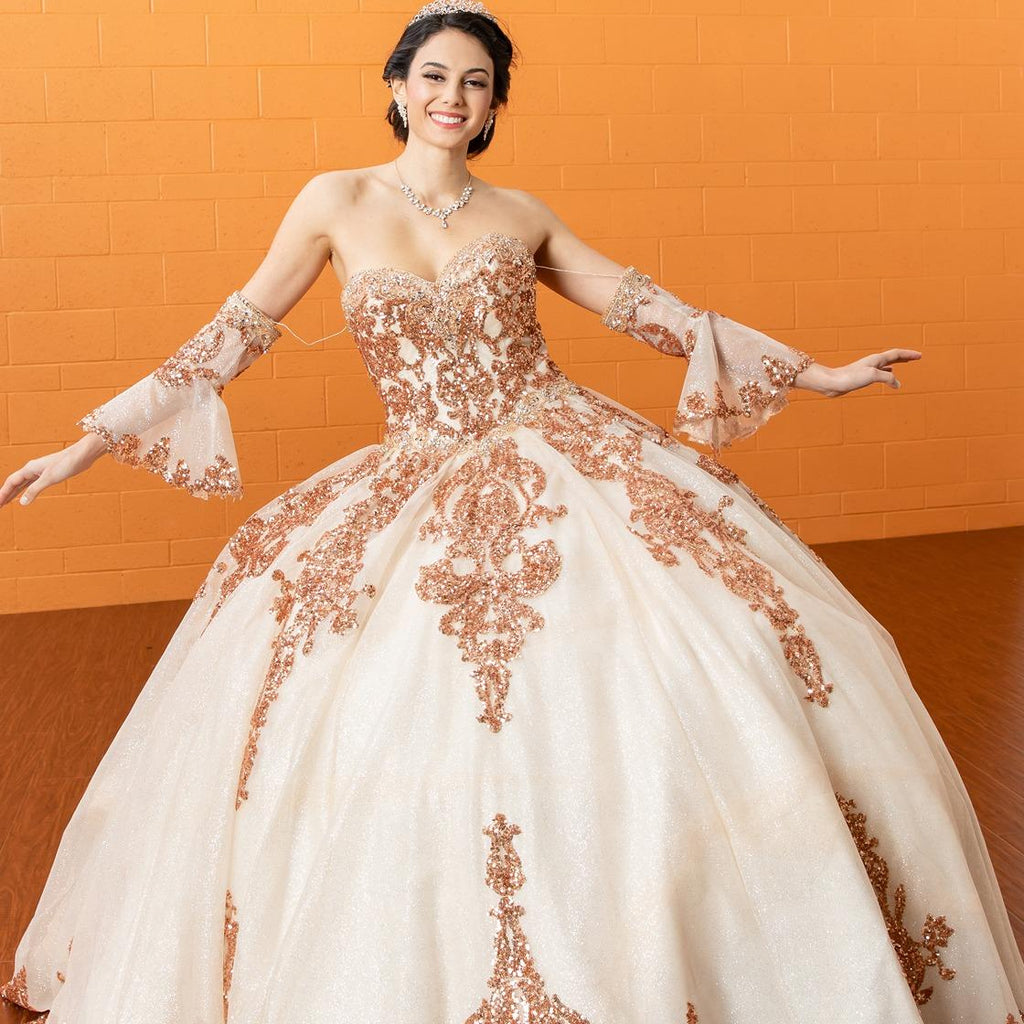 (LIVE 8) Fine gowns, 3D embroidery, weave dreamy tales.