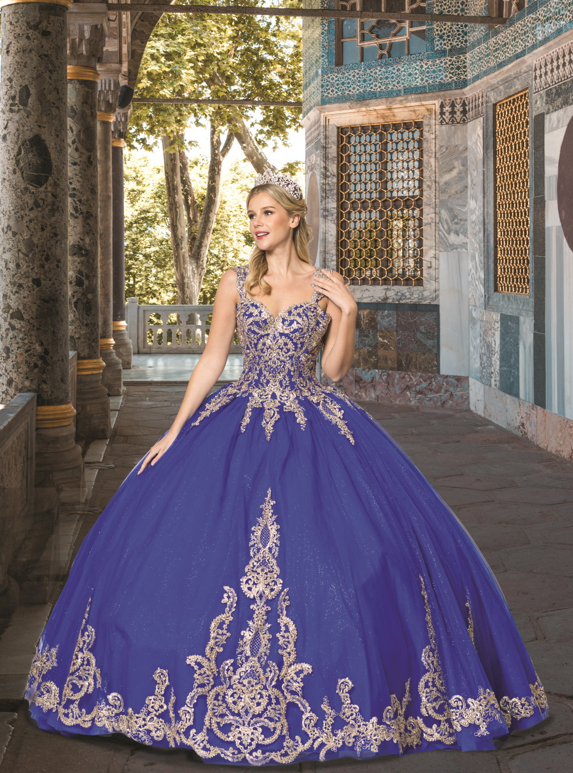 (LIVE 42) Quinceanera Ball Gown Dress Lace and Tulle Design, Sweet 15