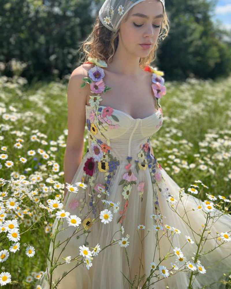 Elegant Light Champagne Tulle Prom Dress