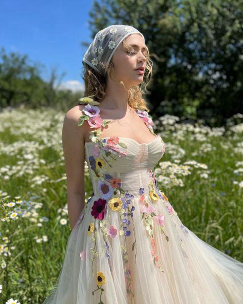 Elegant Light Champagne Tulle Prom Dress